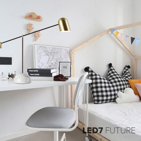 Roll & Hill - Demeter 01 Table Lamp
